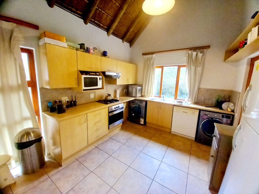 4 Bedroom Property for Sale in Boschenvaal River Front Lodges Free State